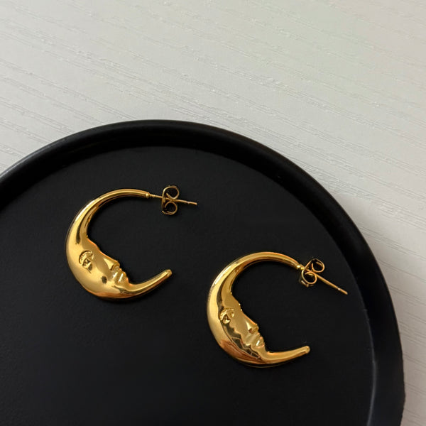 Media Luna Hoops