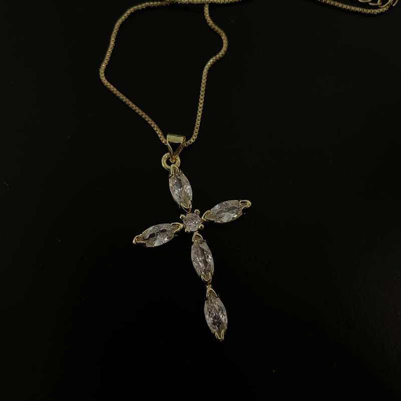 Cruz Zirconium Necklace